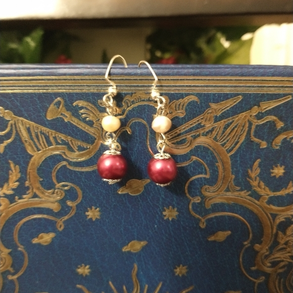 Earrings - Picture 10 of 10